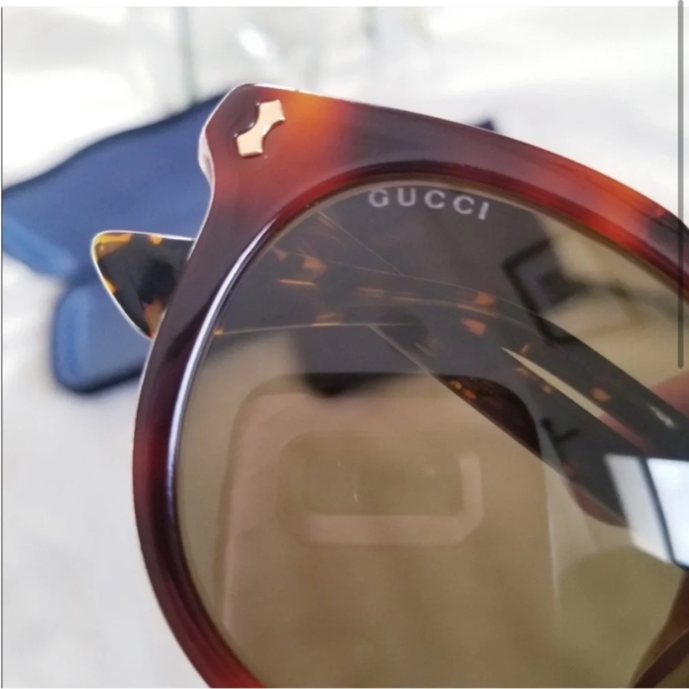 Gucci Havana Sunglasses - Picture 3 of 8